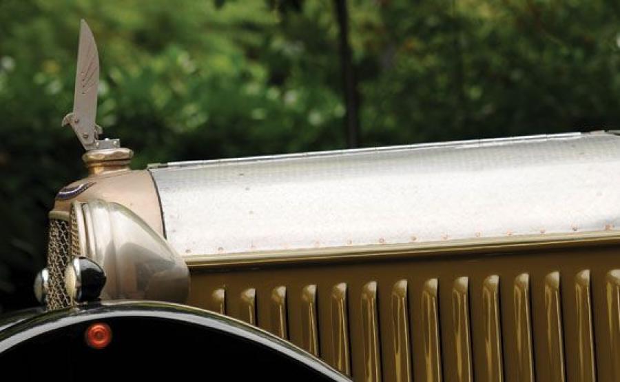 Детали экстерьера Avions Voisin C11 Cabriolet 1927 года  (фото 7 из 18)